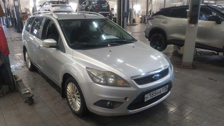 Ford Focus 2010 года, 263 347 км - вид 2