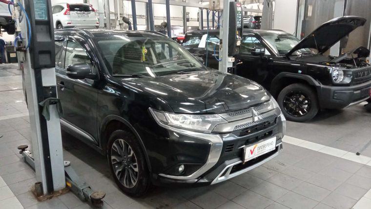 Mitsubishi Outlander 2021 года, 194 596 км - вид 2