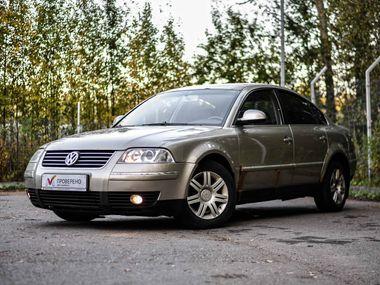 Volkswagen Passat 2004 года, 270 407 км - вид 1