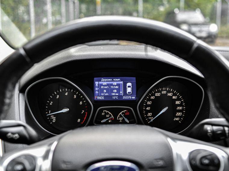 Ford Focus,  - вид 4