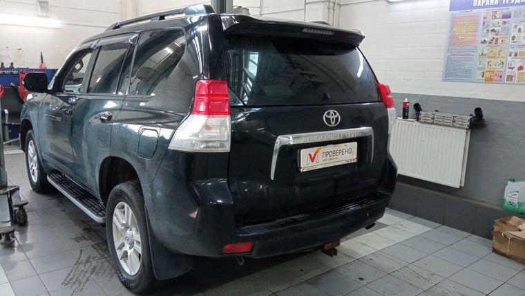 Toyota Land Cruiser Prado, 2011 - вид 3
