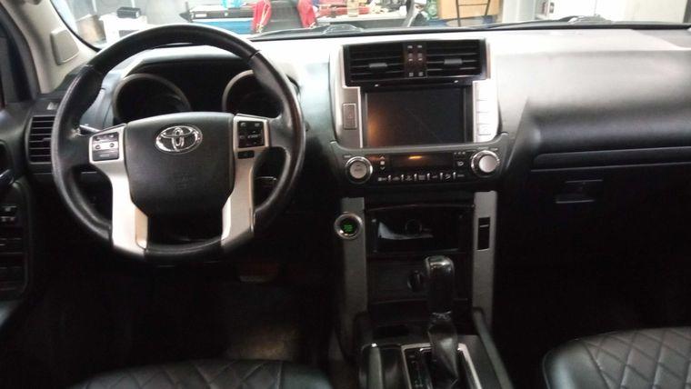 Toyota Land Cruiser Prado, 2011 - вид 4