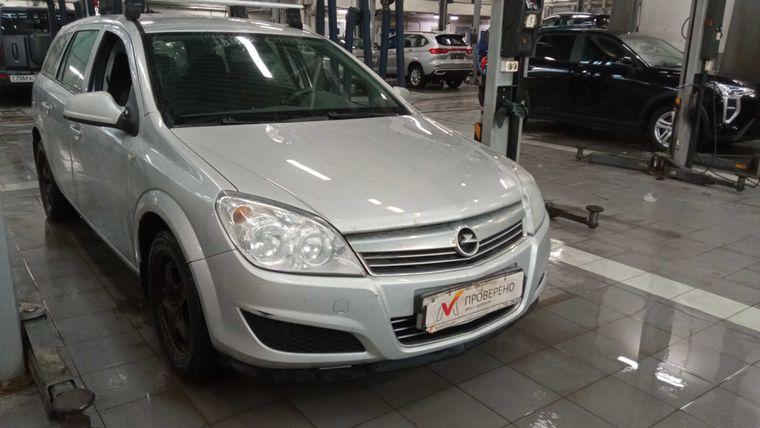 Opel Astra 2011 года, 174 836 км - вид 2