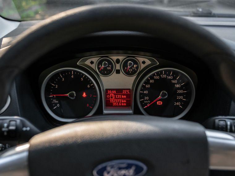 Ford Focus,  - вид 4