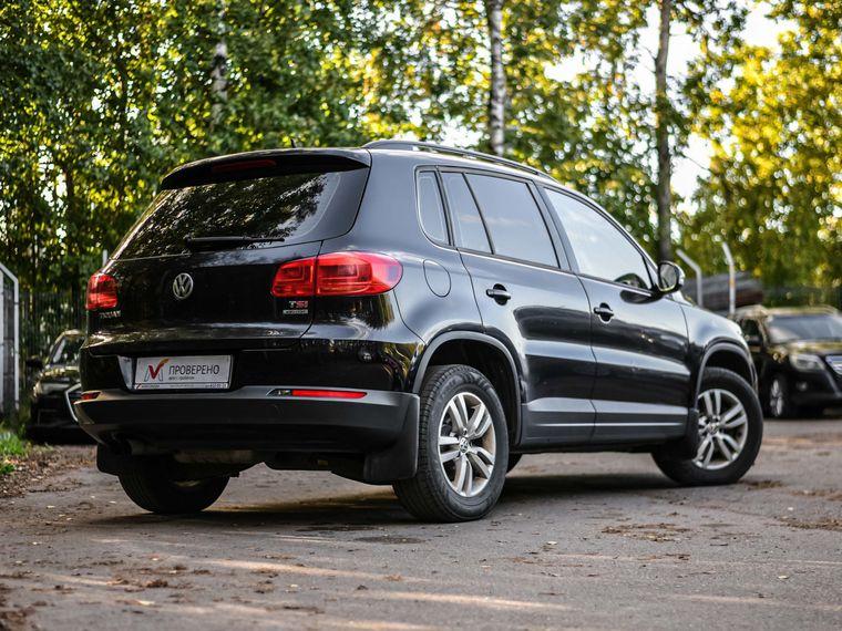 Volkswagen Tiguan,  - вид 1