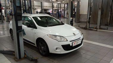 Renault Megane 2010 года, 141 226 км - вид 2