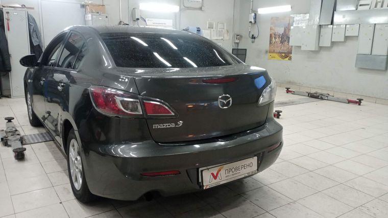 Mazda 3,  - вид 3