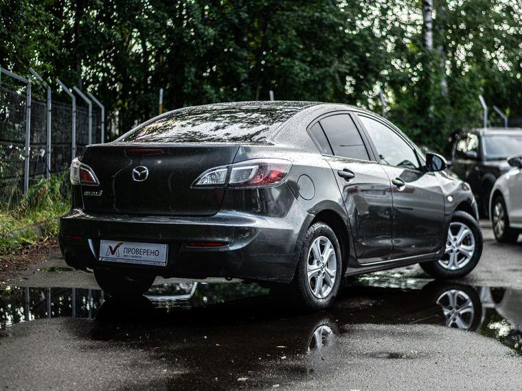 Mazda 3,  - вид 1