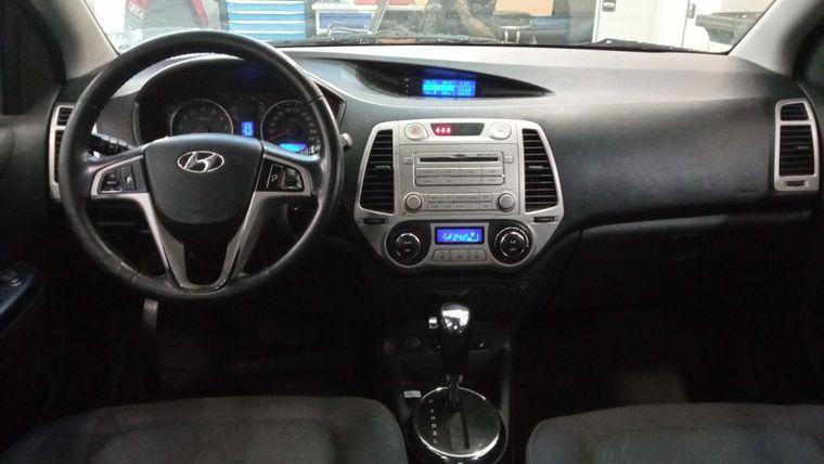 Hyundai i20, 2010 - вид 4