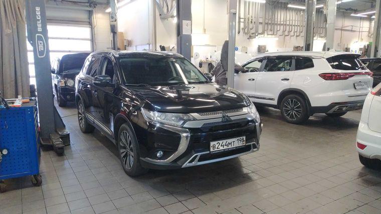 Mitsubishi Outlander 2018 года, 94 466 км - вид 2