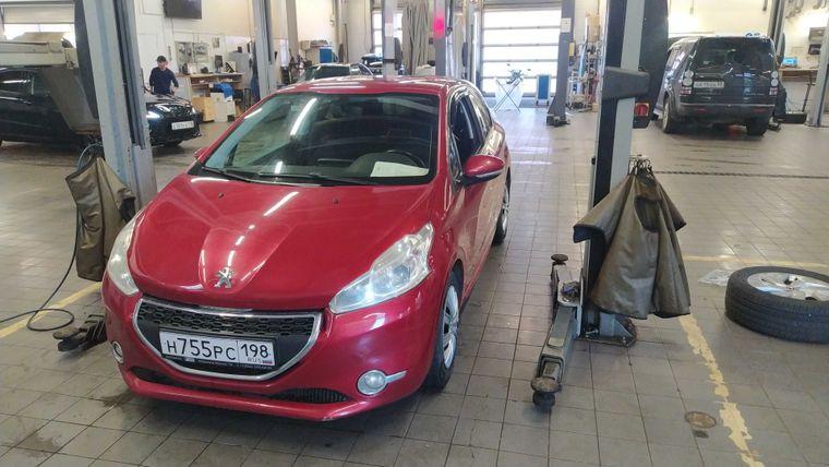 Peugeot 208, 