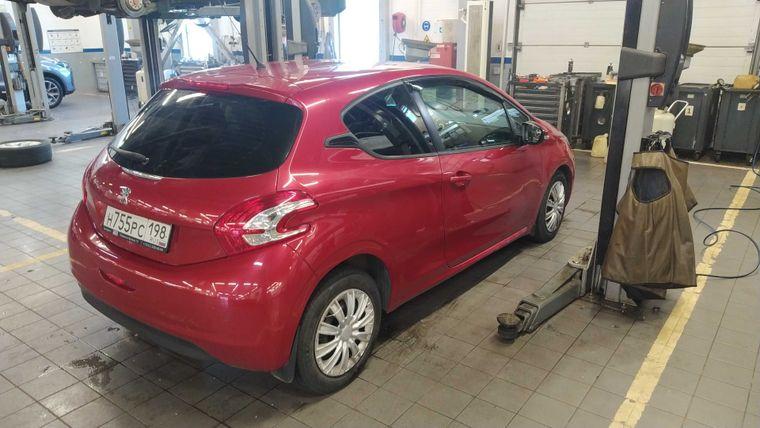 Peugeot 208,  - вид 2