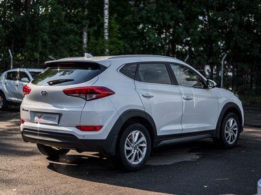 Hyundai Tucson 2017 года, 85 942 км - вид 2