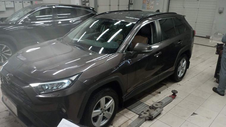 Toyota RAV4 2021 года, 71 716 км - вид 1