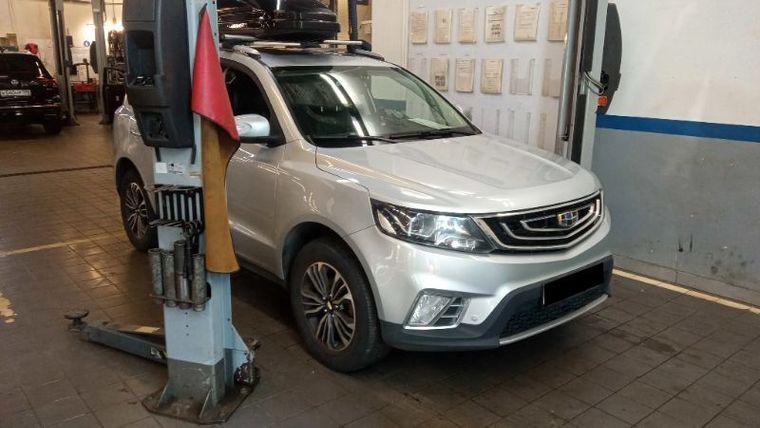 Geely Emgrand X7 2018 года, 74 296 км - вид 2