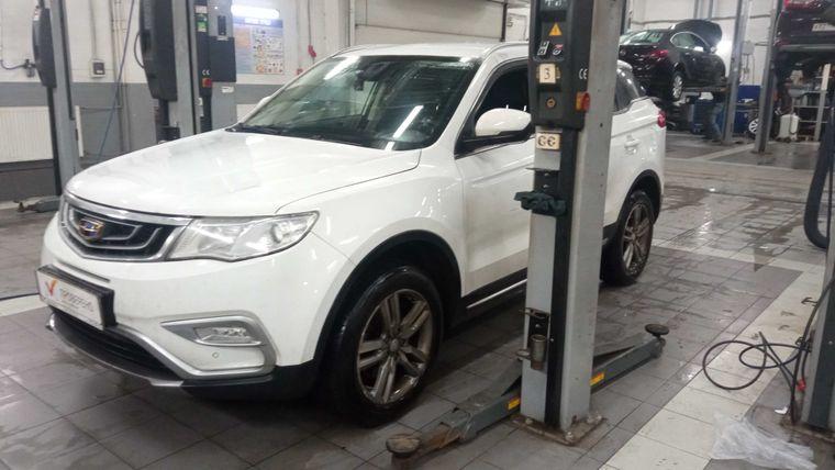 Geely Atlas 2018 года, 140 583 км - вид 1