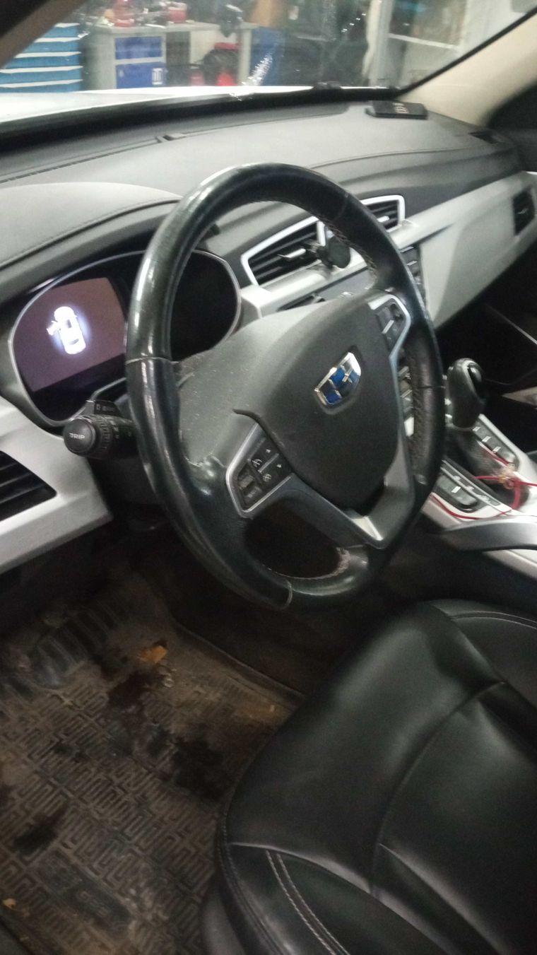 Geely Atlas,  - вид 4