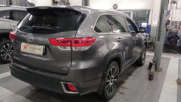 Toyota Highlander,  - вид 2