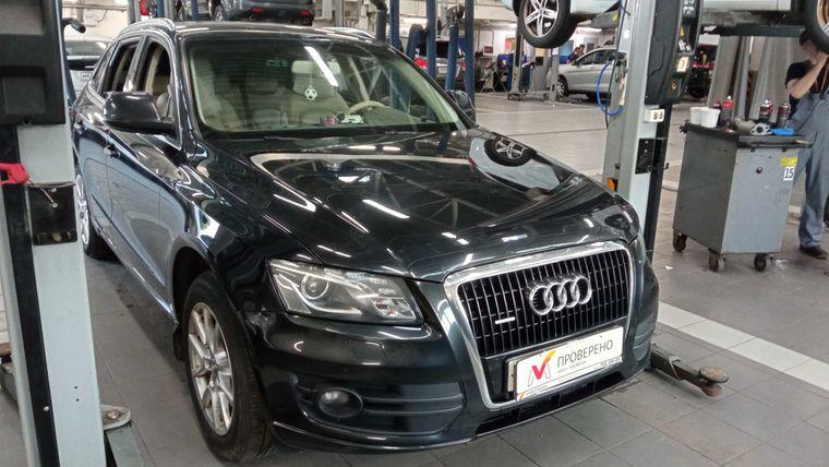 Audi Q5,  - вид 1