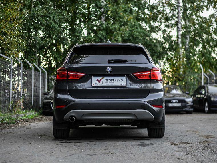 BMW X1,  - вид 3