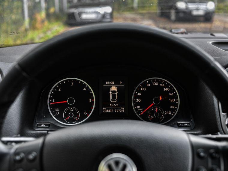 Volkswagen Tiguan,  - вид 4