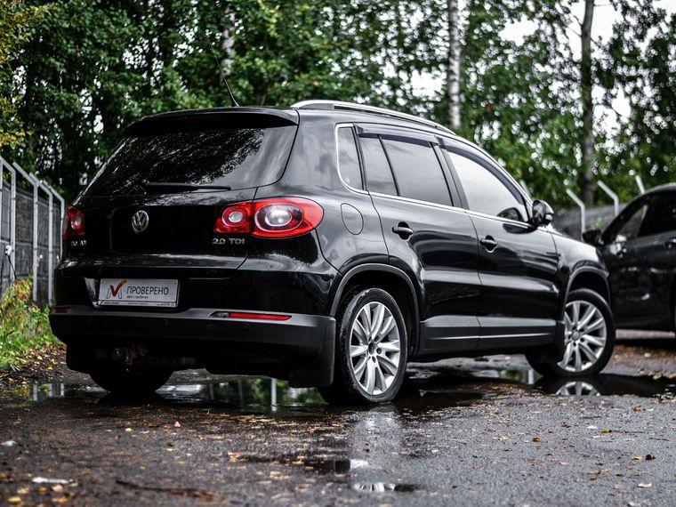 Volkswagen Tiguan,  - вид 1