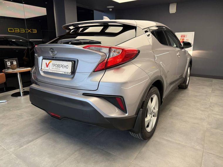 Toyota C-HR, 2019 - вид 3