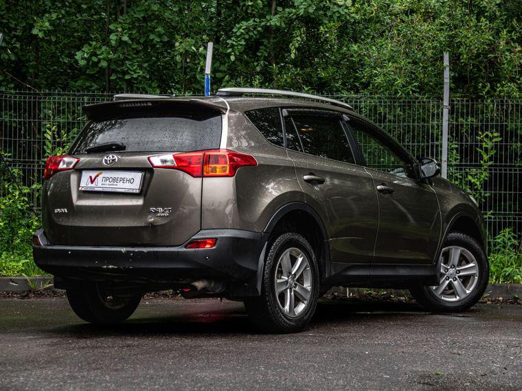 Toyota RAV4,  - вид 1