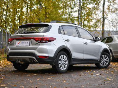 Kia Rio X-Line 2018 года, 97 950 км - вид 2