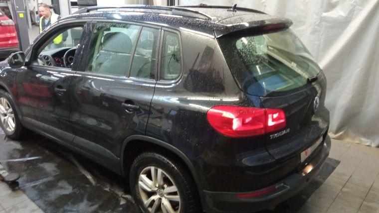 Volkswagen Tiguan, 2015 - вид 3