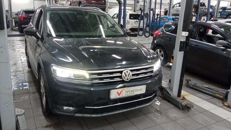 Volkswagen Tiguan,  - вид 1