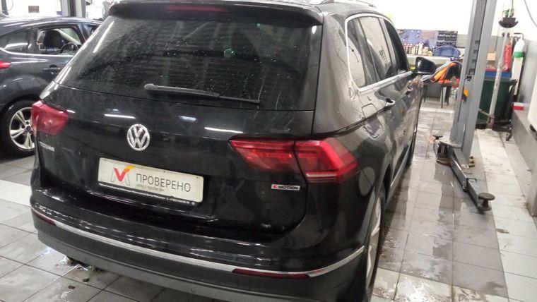Volkswagen Tiguan,  - вид 2