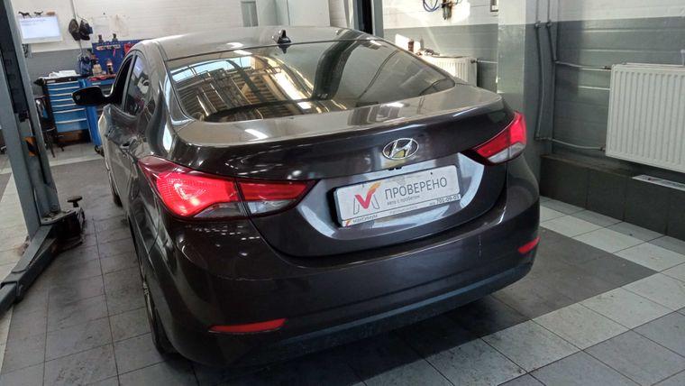 Hyundai Elantra,  - вид 3