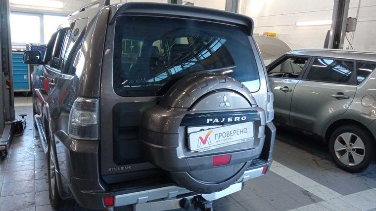 Mitsubishi Pajero,  - вид 3