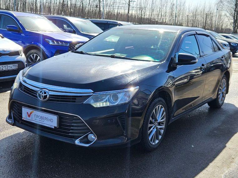 Toyota Camry, 2016