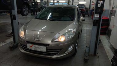 Peugeot 408 2013 года, 161 366 км - вид 1