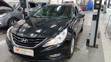 Hyundai Sonata 2011 года, 199 731 км - вид 1