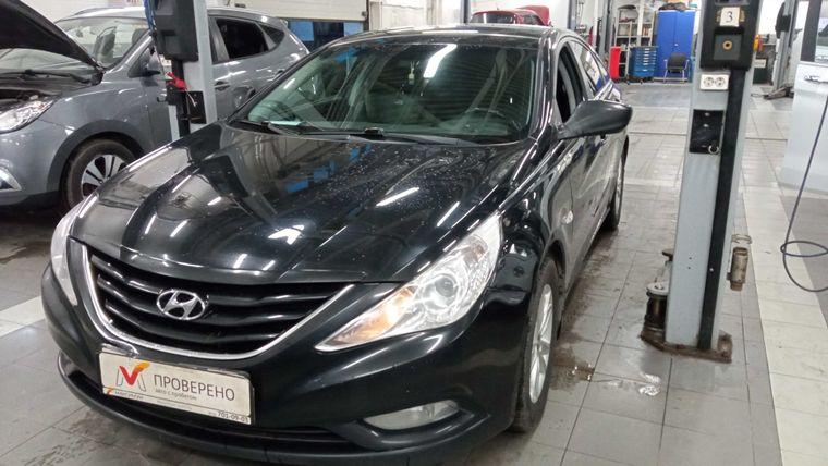 Hyundai Sonata 2011 года, 199 731 км - вид 1