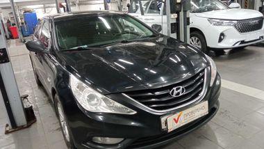 Hyundai Sonata 2011 года, 199 731 км - вид 2