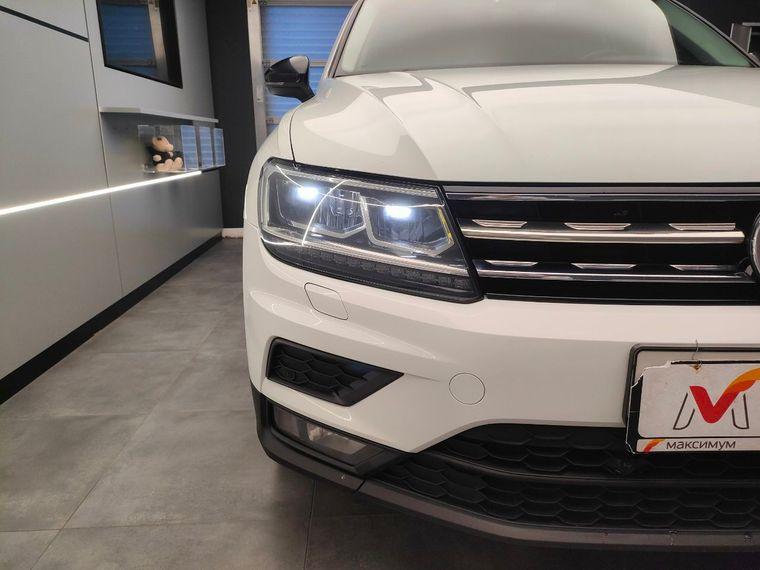 Volkswagen Tiguan 2020 года, 101 300 км - вид 2