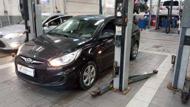 Hyundai Solaris 2013 года, 192 599 км - вид 1