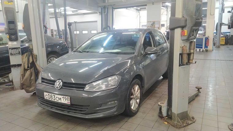 Volkswagen Golf 2016 года, 178 508 км - вид 1