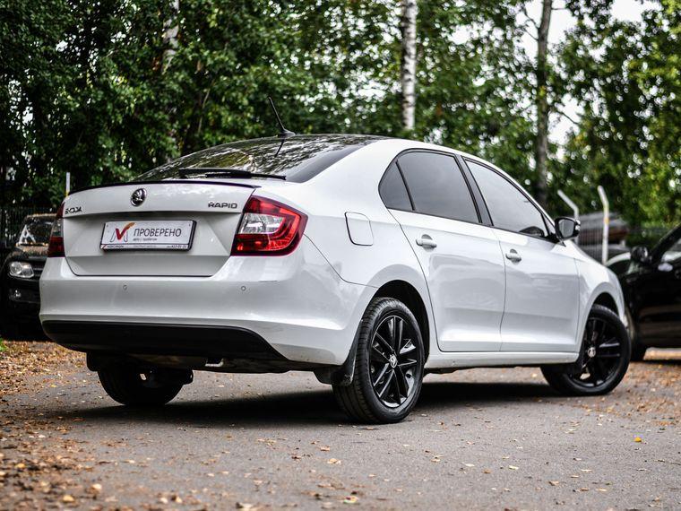 Skoda Rapid,  - вид 1