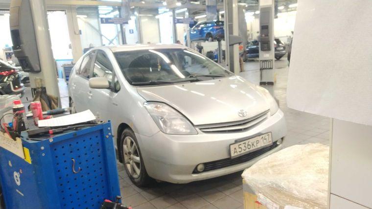 Toyota Prius 2008 года, 244 773 км - вид 2