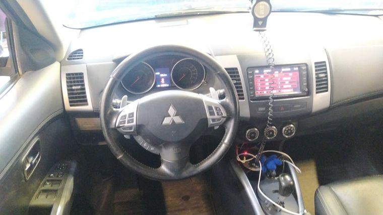Mitsubishi Outlander,  - вид 4