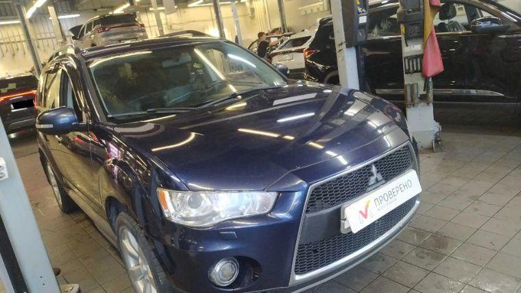 Mitsubishi Outlander,  - вид 1