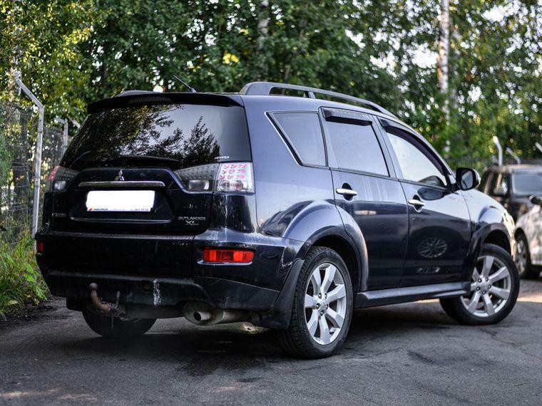 Mitsubishi Outlander,  - вид 1