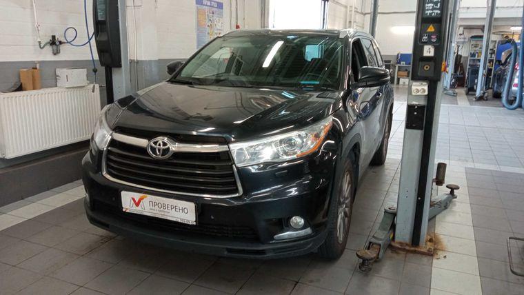 Toyota Highlander 2014 года, 190 400 км - вид 1