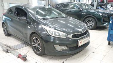 Kia Ceed 2013 года, 217 480 км - вид 2