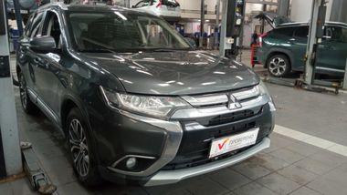 Mitsubishi Outlander 2016 года, 182 133 км - вид 2